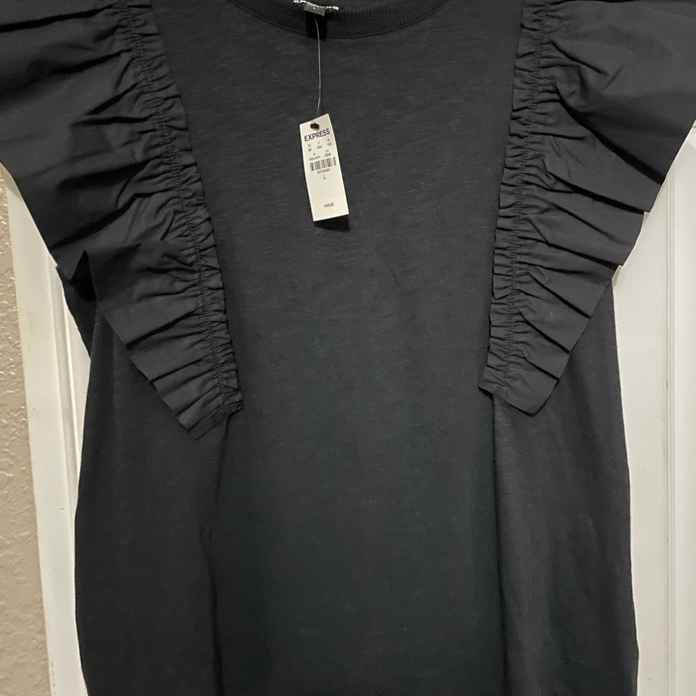 Express black top L and Eyeshadow M top
